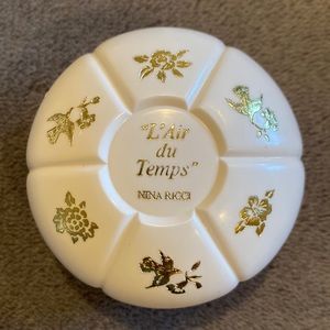 Vintage L’Air du Temps scented soap